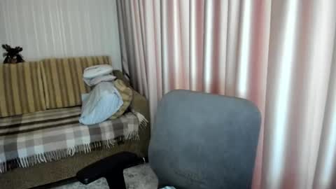 Snapshot of lauraoven1 chatting on January 2026 08:28:02 AM Lauraoven1 online show from January 2026 08:28:02 AM