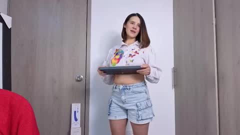 Laura online show from November 2025 06:24:02 PM