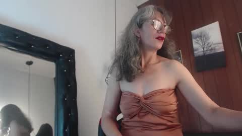 Laura Sofia online show from February 2026 01:58:01 AM