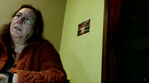 Snapshot of laureanne50 chatting on December 2024 08:21:02 PM laureanne online show from December 2024 08:21:02 PM