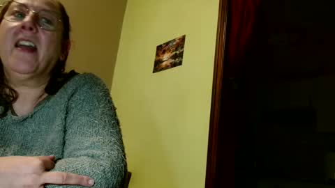 Snapshot of laureanne50 chatting on January 2025 08:26:01 PM laureanne online show from January 2025 08:26:01 PM