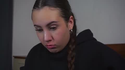 Monica online show from November 2025 09:12:02 AM