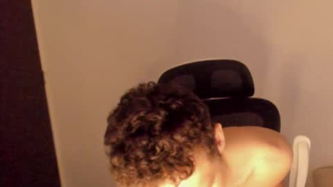 Laureent online show from February 2026 06:01:01 AM