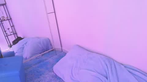 Laurem  online show from July 2026 01:28:01 PM
