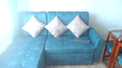 Lauren online show from January 2026 07:06:01 PM