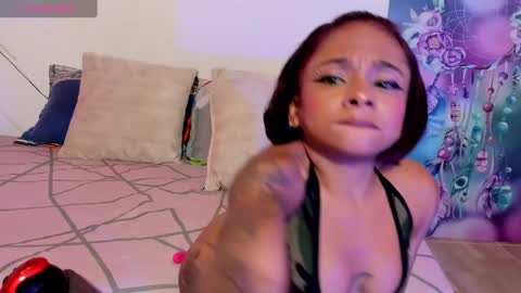 Lauren online show from March 2025 03:40:01 AM