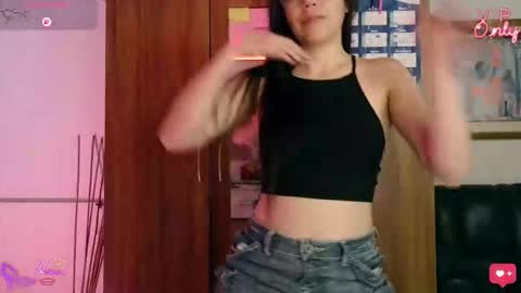 Lauren online show from March 2026 04:42:01 AM