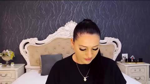 Laura online show from September 2025 07:30:01 AM