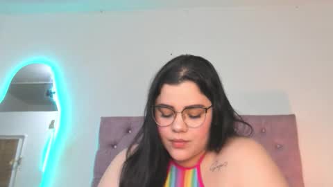 Snapshot of laurenlaine99 chatting on June 2026 04:37:02 AM laurenlaine online show from June 2026 04:37:02 AM