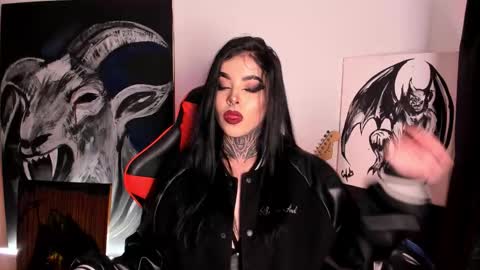  LAUREN INDEPENDENT MODEL HELP ME REACH 100 LIKES PLS  online show from October 2025 02:15:01 AM