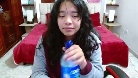 laurent online show from March 2025 09:18:02 AM