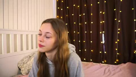 Kate online show from May 2026 08:42:01 AM