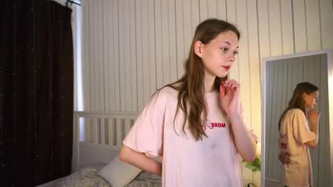 Kate online show from May 2026 08:23:01 AM