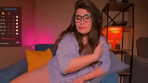 Laverna online show from February 2025 03:00:02 AM