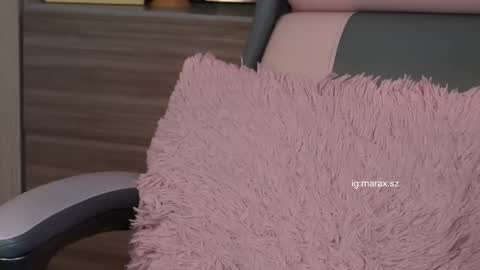 Mara online show from March 2025 01:25:02 AM