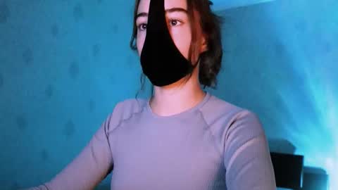 Lavinda online show from October 2025 03:20:01 PM