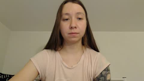 Snapshot of lavvvenda chatting on November 2025 10:14:01 PM Lavvvenda online show from November 2025 10:14:01 PM