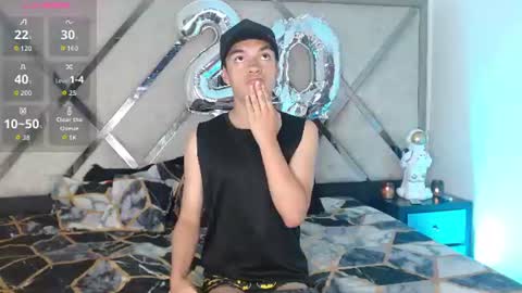 Snapshot of lawford_mike_ chatting on July 2026 11:18:01 PM mike online show from July 2026 11:18:01 PM