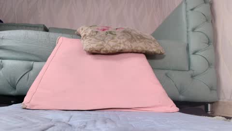 Lay Madison  online show from February 2025 10:32:01 PM