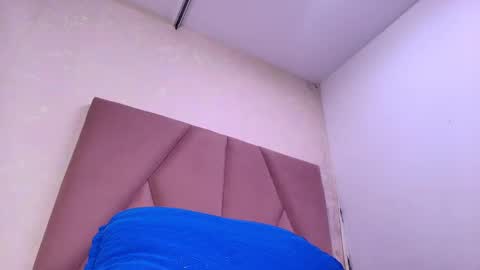 Lay Madison  online show from September 2025 07:14:02 PM