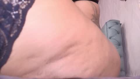 Lay Madison  online show from November 2025 07:36:01 PM