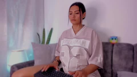 laya online show from March 2026 03:33:01 AM