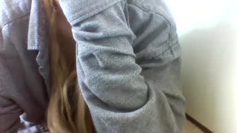 layannalea online show from September 2025 09:41:02 PM