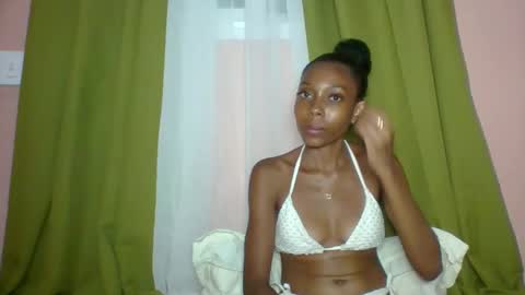 layannek online show from March 2026 05:53:01 PM