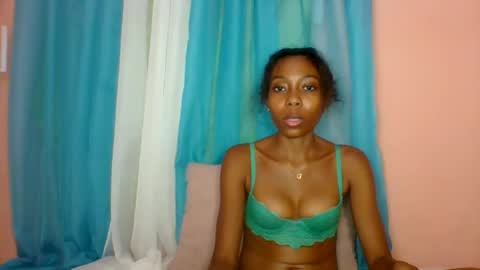 Snapshot of layannek chatting on June 2026 06:13:02 PM layannek online show from June 2026 06:13:02 PM