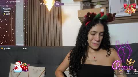 Layla online show from December 2025 11:21:02 PM