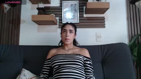 Layla online show from February 2026 05:27:01 PM