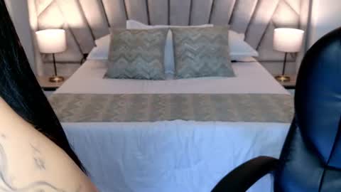 Layla Breezee online show from July 2026 11:27:02 AM
