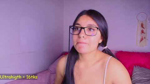 Layla online show from January 2025 07:23:02 PM