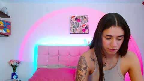 Lia and Rachel online show from September 2025 02:00:02 AM