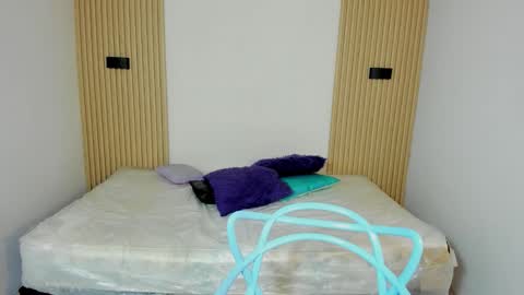 Snapshot of laylaember chatting on February 2026 11:26:01 AM LaylaEmber online show from February 2026 11:26:01 AM