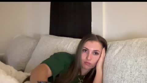 laylahlaylah1 online show from October 2025 02:18:01 PM