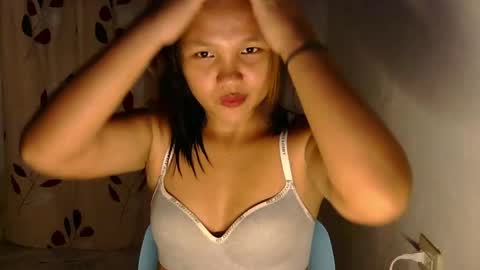 Snapshot of laylanimfa chatting on May 2026 12:00:02 PM Nimfa online show from May 2026 12:00:02 PM