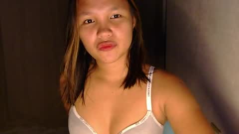 Snapshot of laylanimfa chatting on May 2026 12:24:02 PM Nimfa online show from May 2026 12:24:02 PM