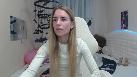 laymablast online show from October 2025 06:05:01 AM