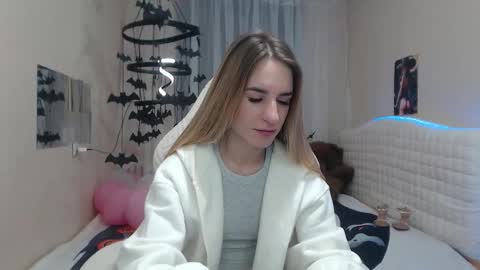 laymablast online show from November 2025 06:59:02 AM