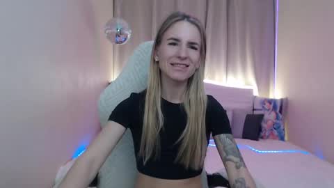Snapshot of laymablast chatting on May 2026 06:43:01 AM laymablast online show from May 2026 06:43:01 AM
