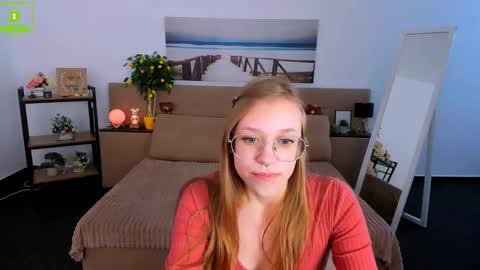 layriantavee online show from March 2025 10:02:01 AM