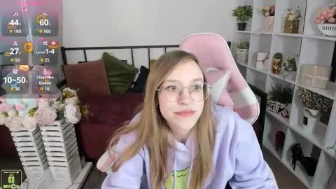 layriantavee online show from March 2026 07:13:02 AM