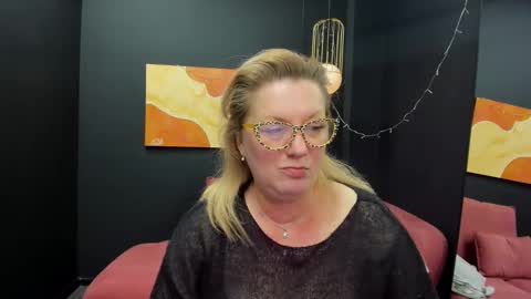 Lea online show from March 2025 05:49:01 PM