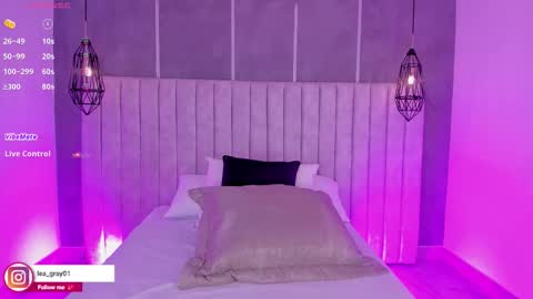    online show from October 2025 07:02:01 PM