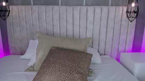    online show from February 2026 06:33:01 PM