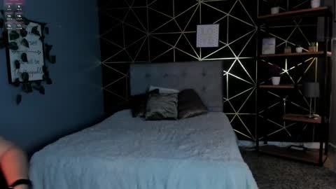 Lea Velle online show from September 2025 04:12:02 AM