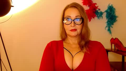 Snapshot of leadesire chatting on February 2025 09:03:01 AM LEA online show from February 2025 09:03:01 AM