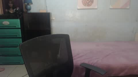 leah_fucker online show from January 2026 09:42:01 PM