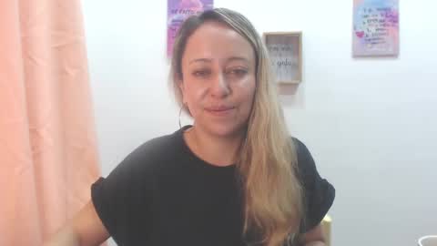 leah_susman online show from February 2025 03:34:01 PM